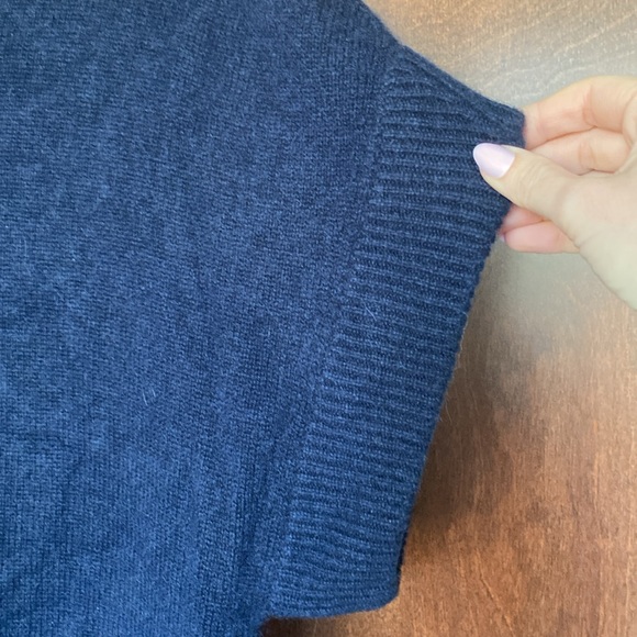 100% Cashmere Worn once Dress Medium - Picture 3 of 6